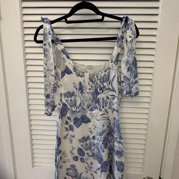 Reformation Twilight Dress in Lucerne - Picture 11 of 13